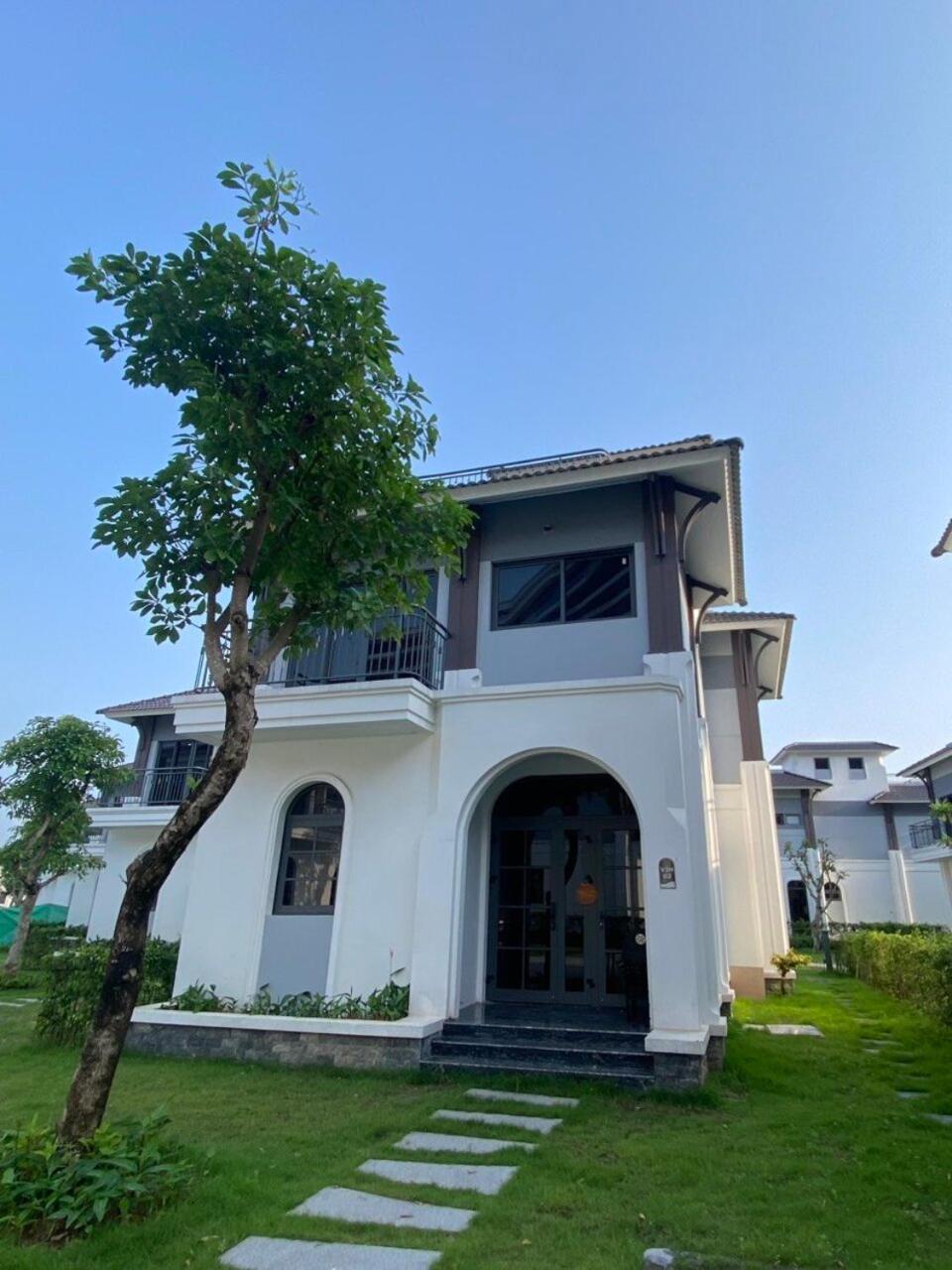 Chuoi Villa 3 Phong Ngu Sonasea Van Don - Day Du Tien Nghi - San Vuon Bbq - Sat Bai Bien Cai Rong Buitenkant foto